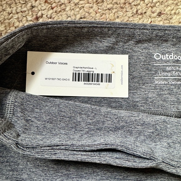 Outdoor Voices Dipped 7/8 Legging in Graphite/Ash/Dove Size L - Picture 8 of 8
